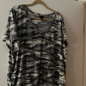 Gray camouflage torrid T-shirt
